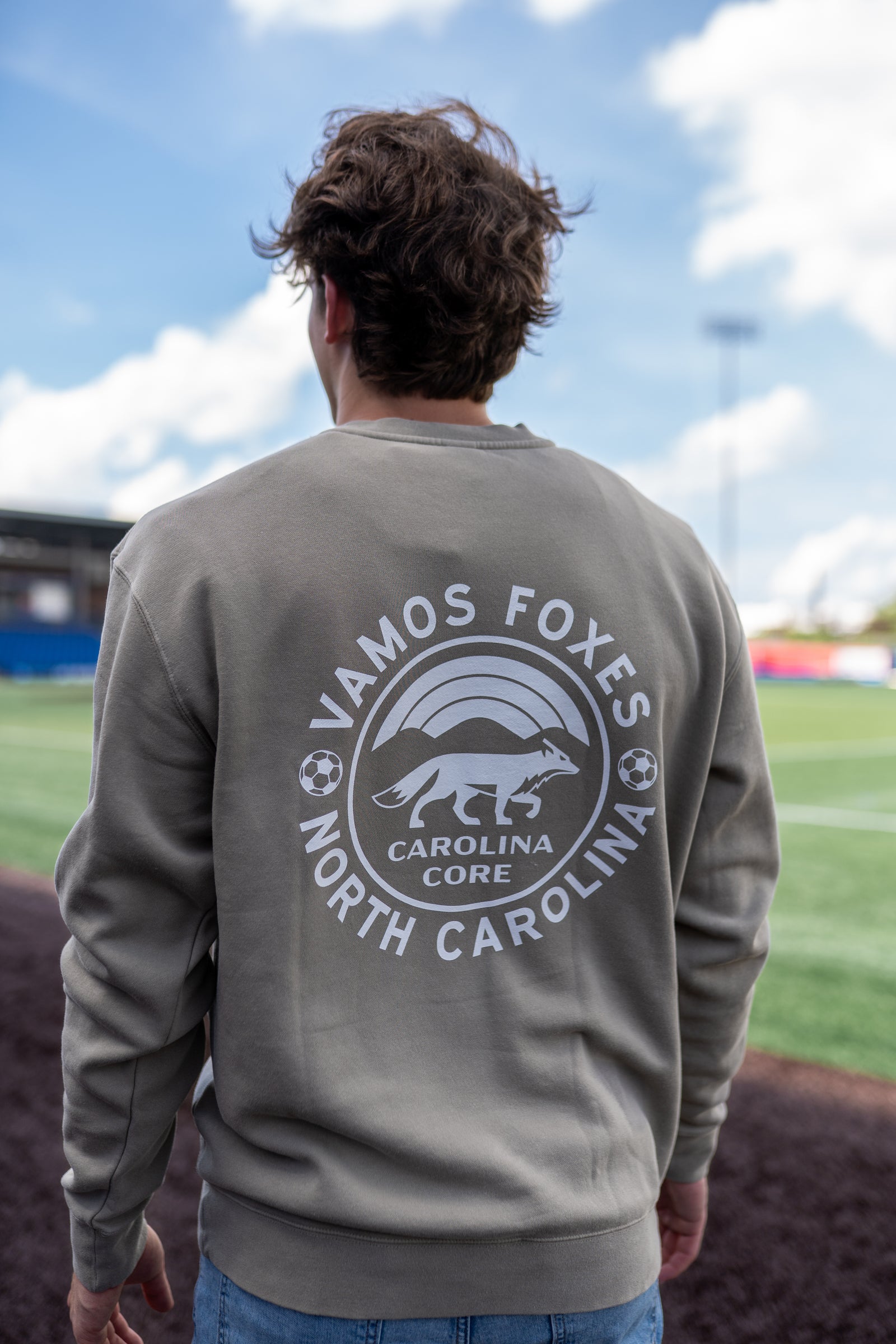 Vamos Foxes NC Crest Crew