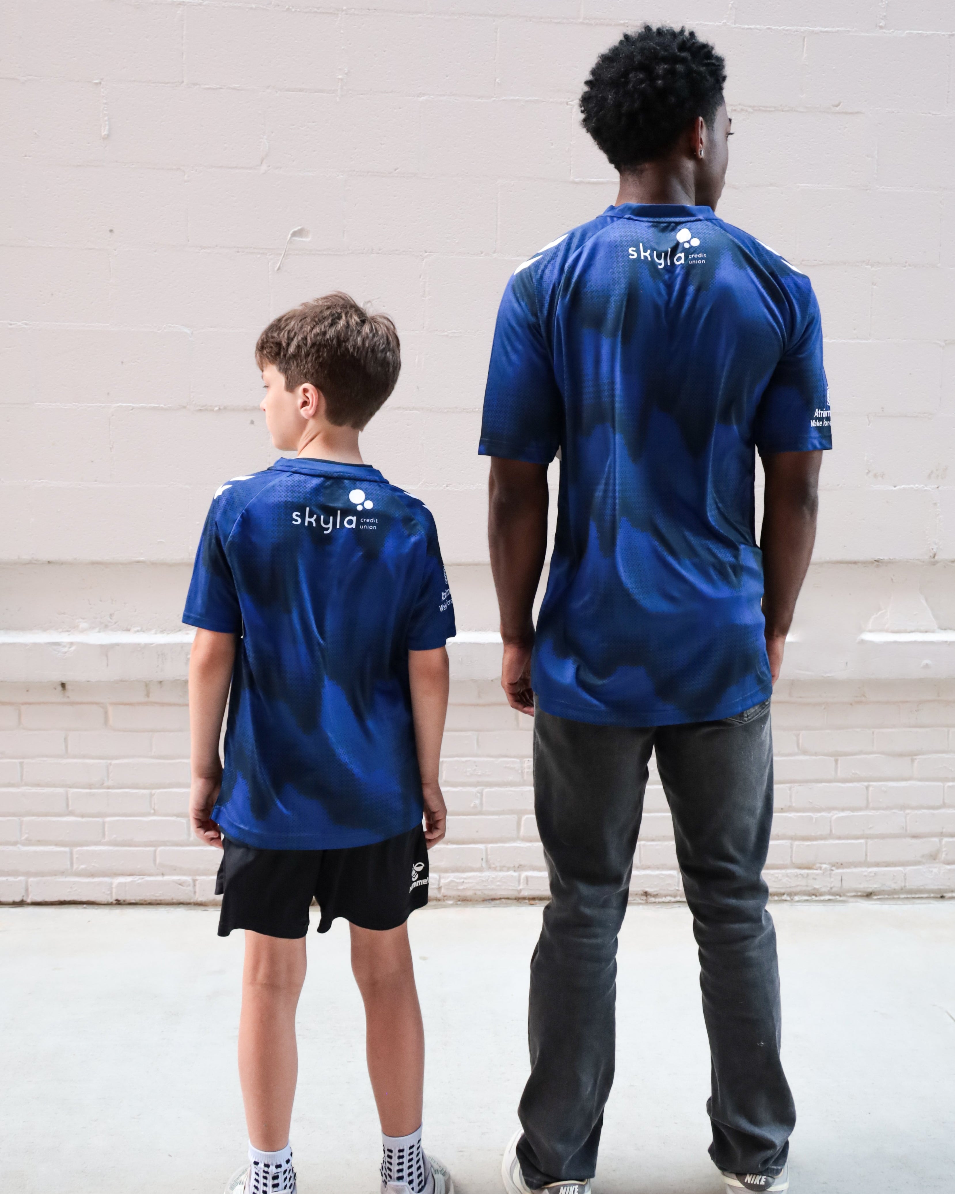 On Point Goalkeeper Jersey
(Royal)